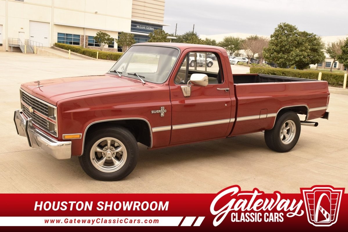 Chevrolet-C-10-1984-Standard-Cab-Pickup-Gray