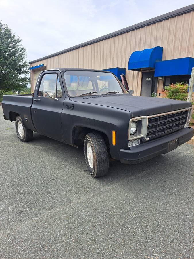 Chevrolet-C10-1977-Black