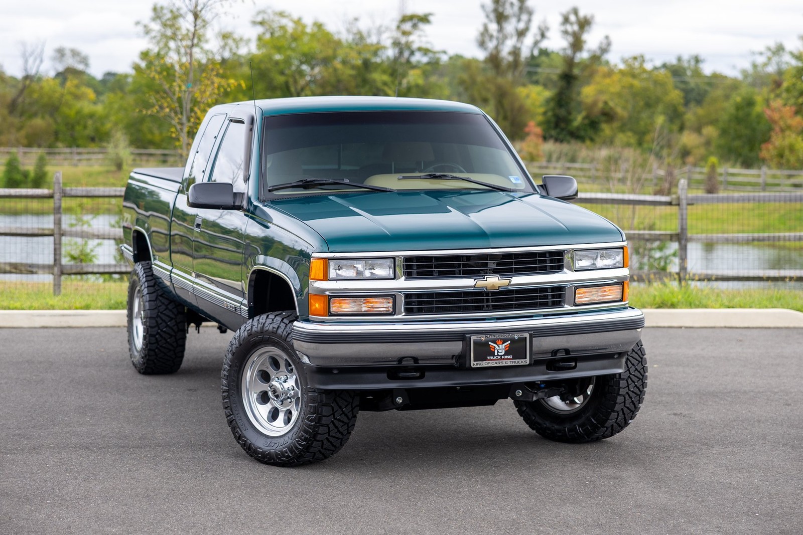 Chevrolet-CK-Pickup-1500-1995-Pickup-Truck-Tan