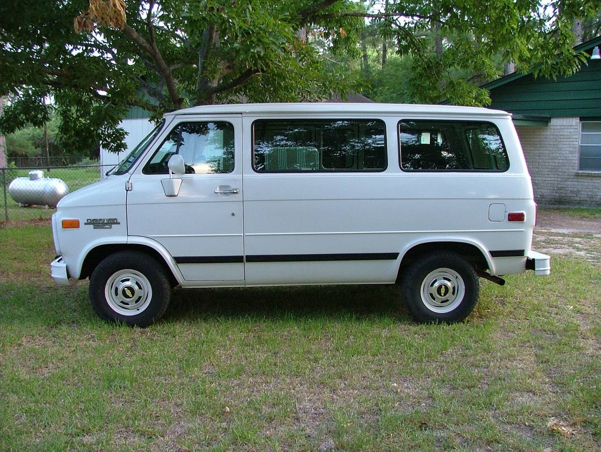 Chevrolet-Cargo-1993
