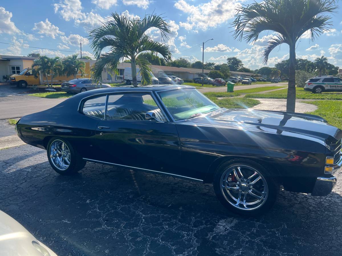Chevrolet-Chevelle-1972-Black