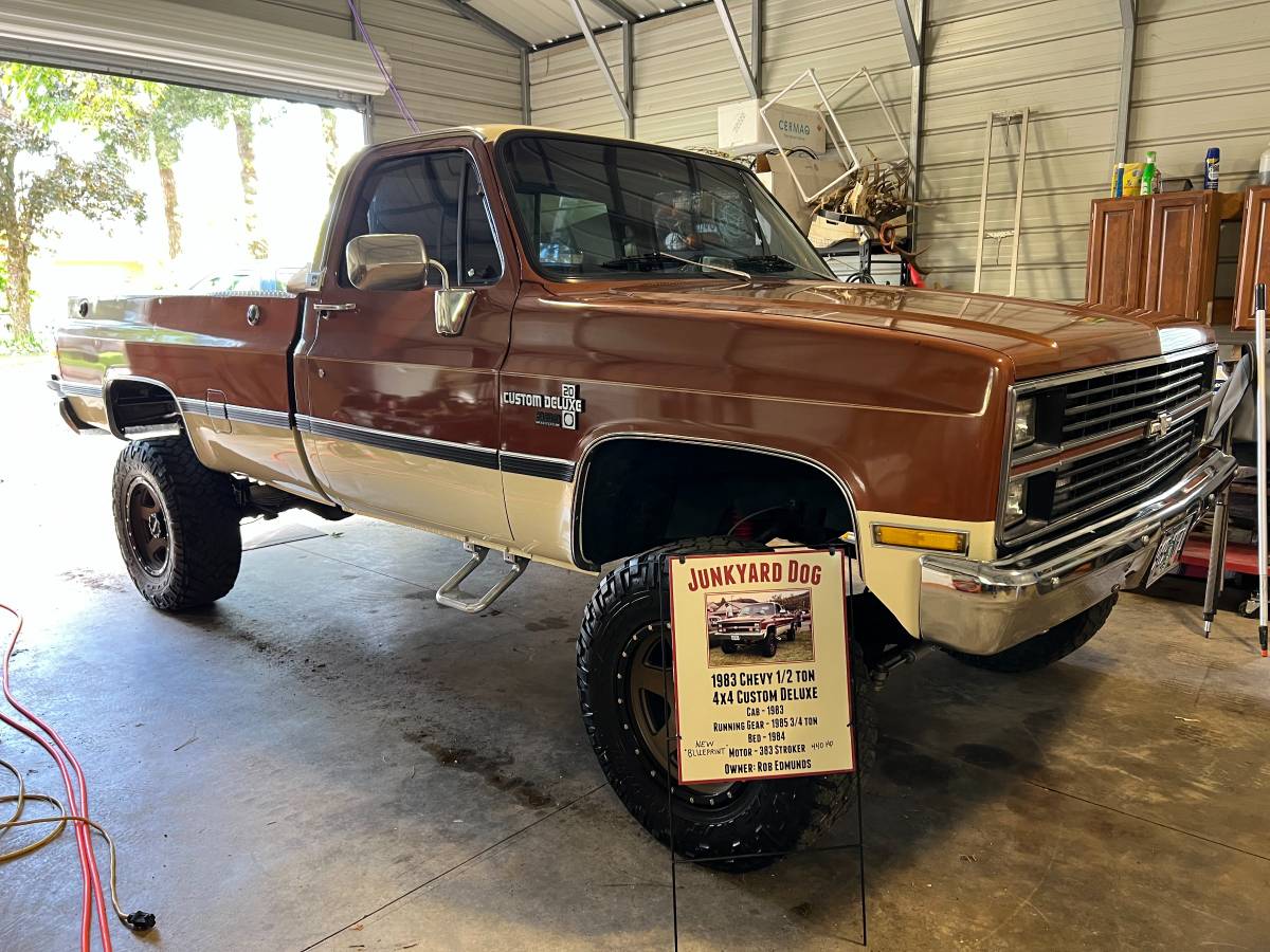Chevrolet-Ck-1983-Brown