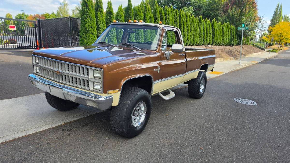 Chevrolet-Ck-20-series-k20-sco-1981-Brown