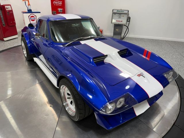Chevrolet-Corvette-1966-Black