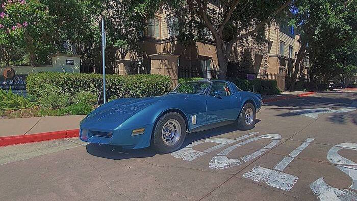 Chevrolet-Corvette-1972-Blue