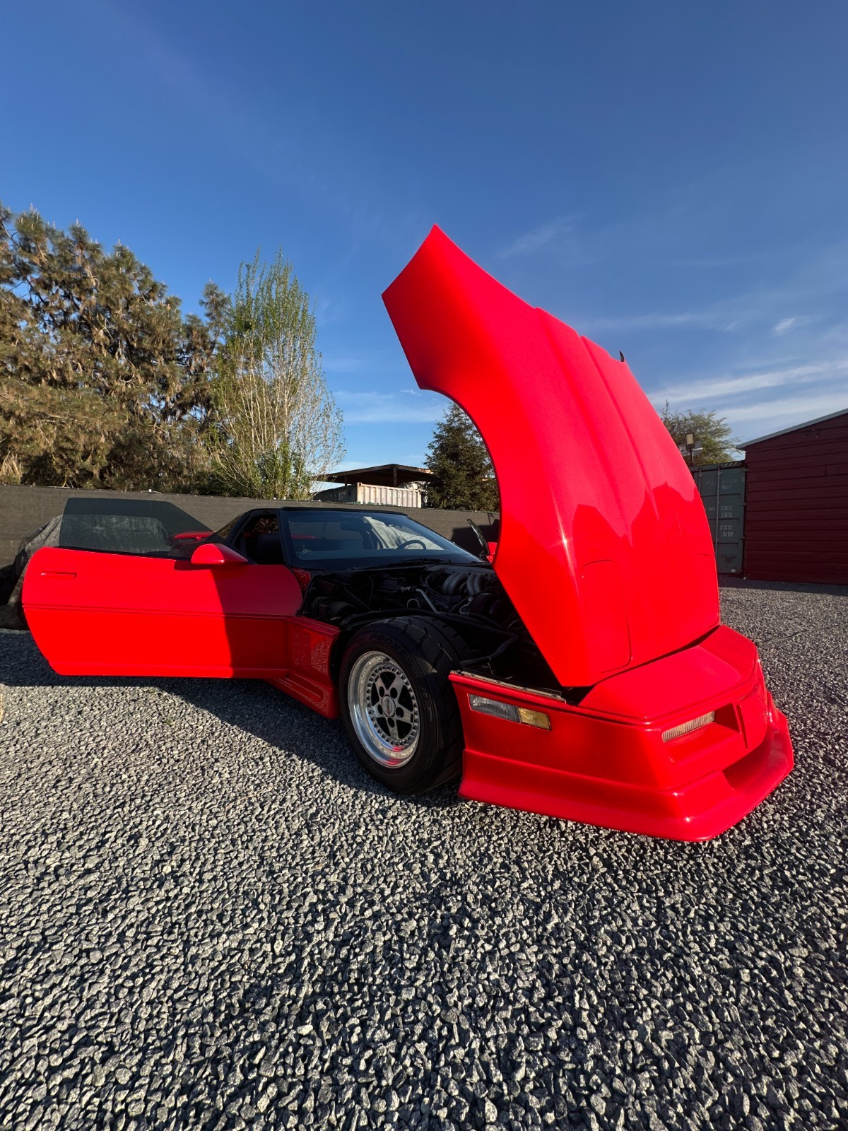 Chevrolet-Corvette-1985-Hatchback-Black