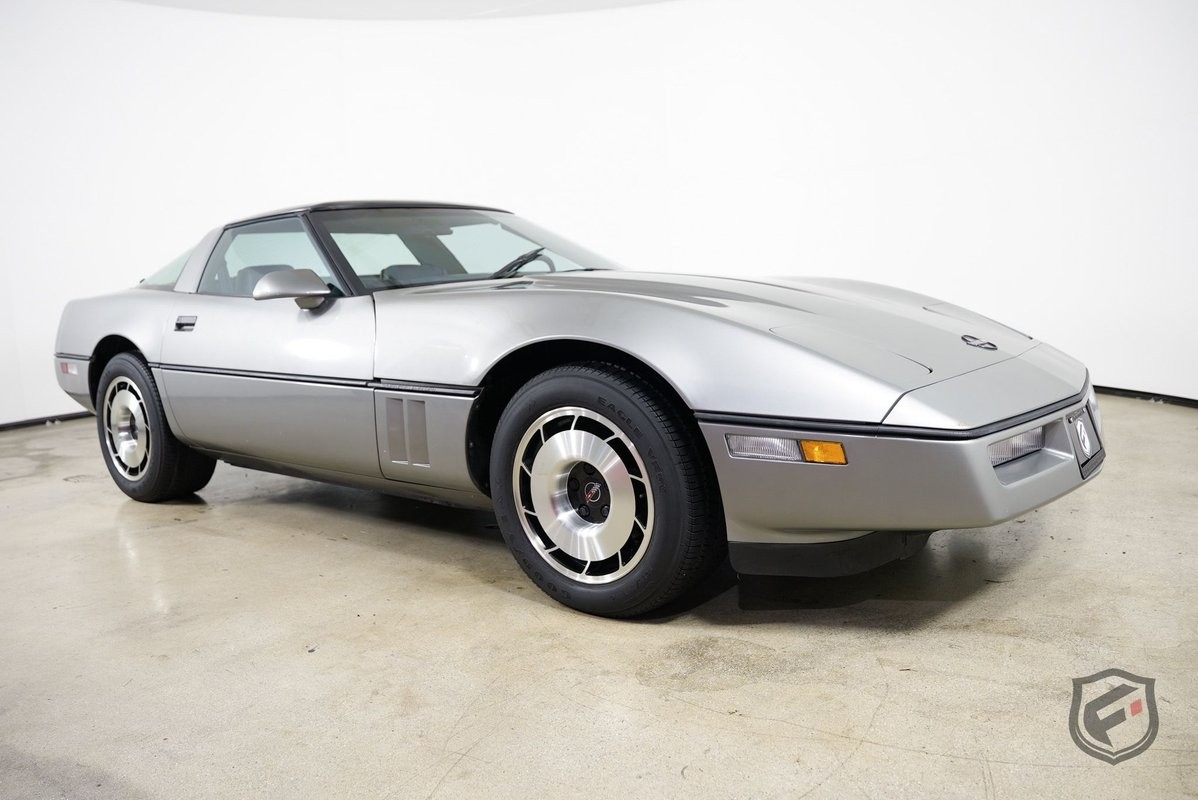 Chevrolet-Corvette-1985-Hatchback