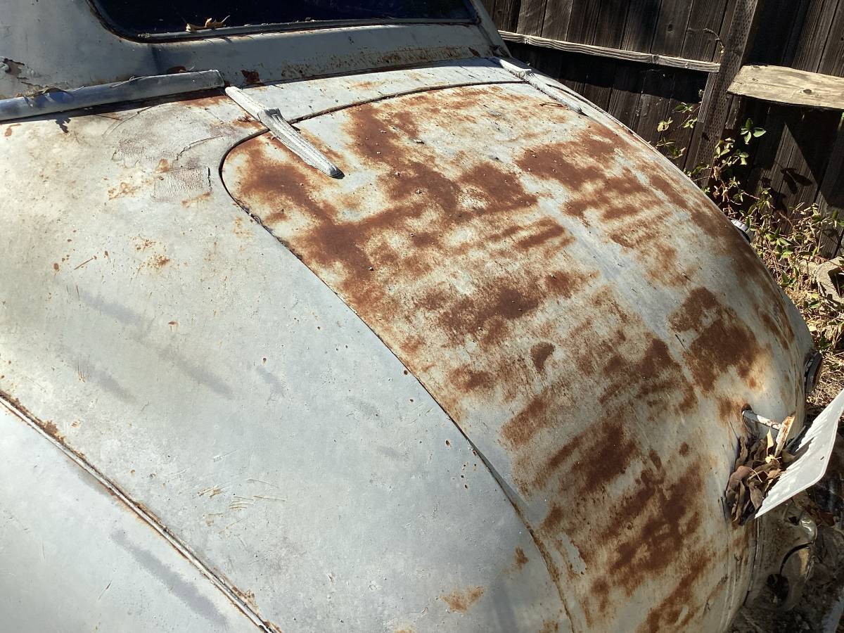 Chevrolet-Coupe-1948-Brown