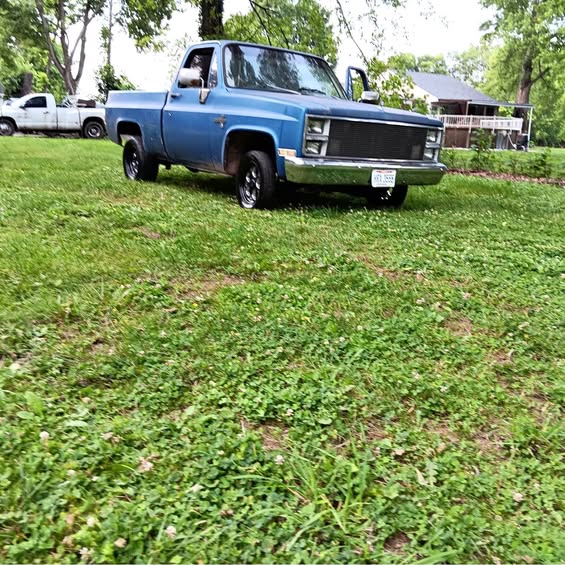Chevrolet-G-10-1983