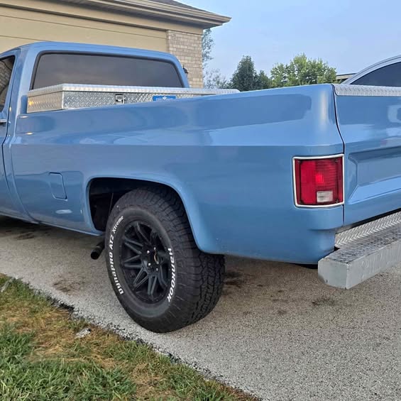 Chevrolet-G-10-1986