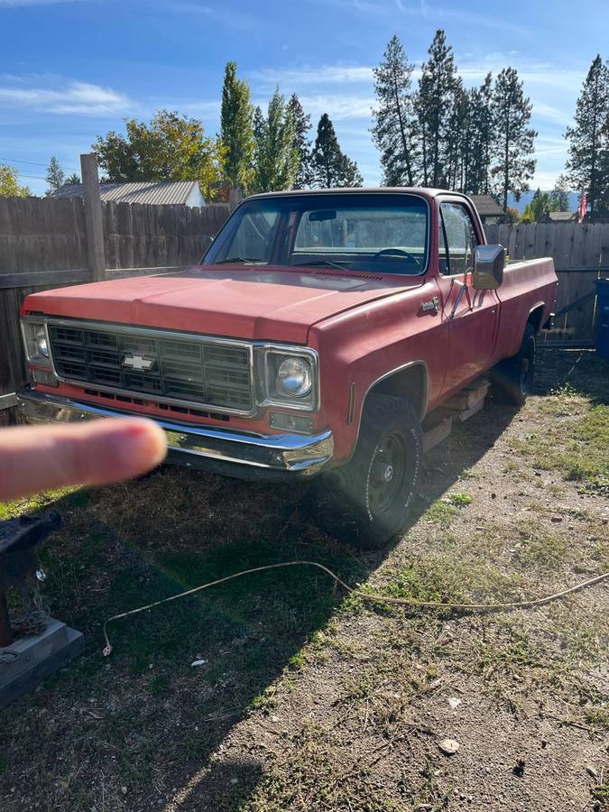 Chevrolet-G-20-1977-Red