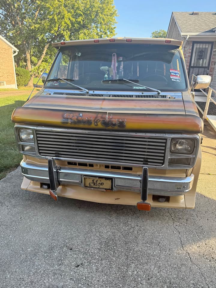 Chevrolet-G-20-1978