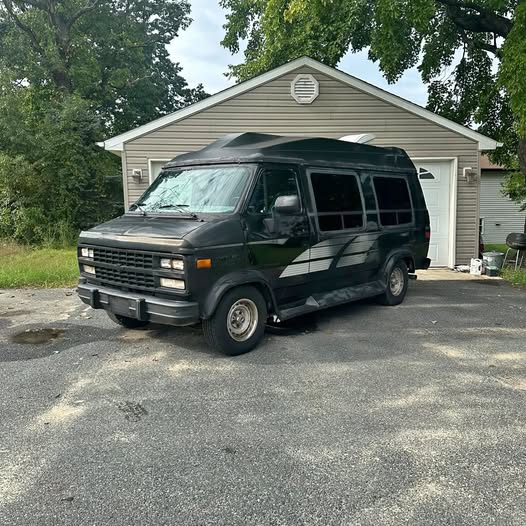 Chevrolet-G-20-1993