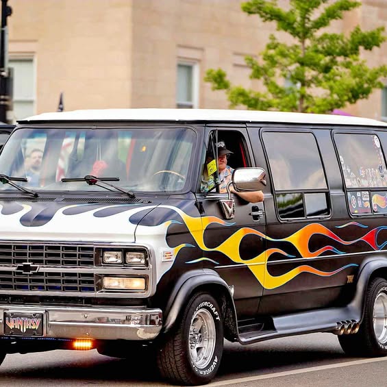Chevrolet-G-20-1995