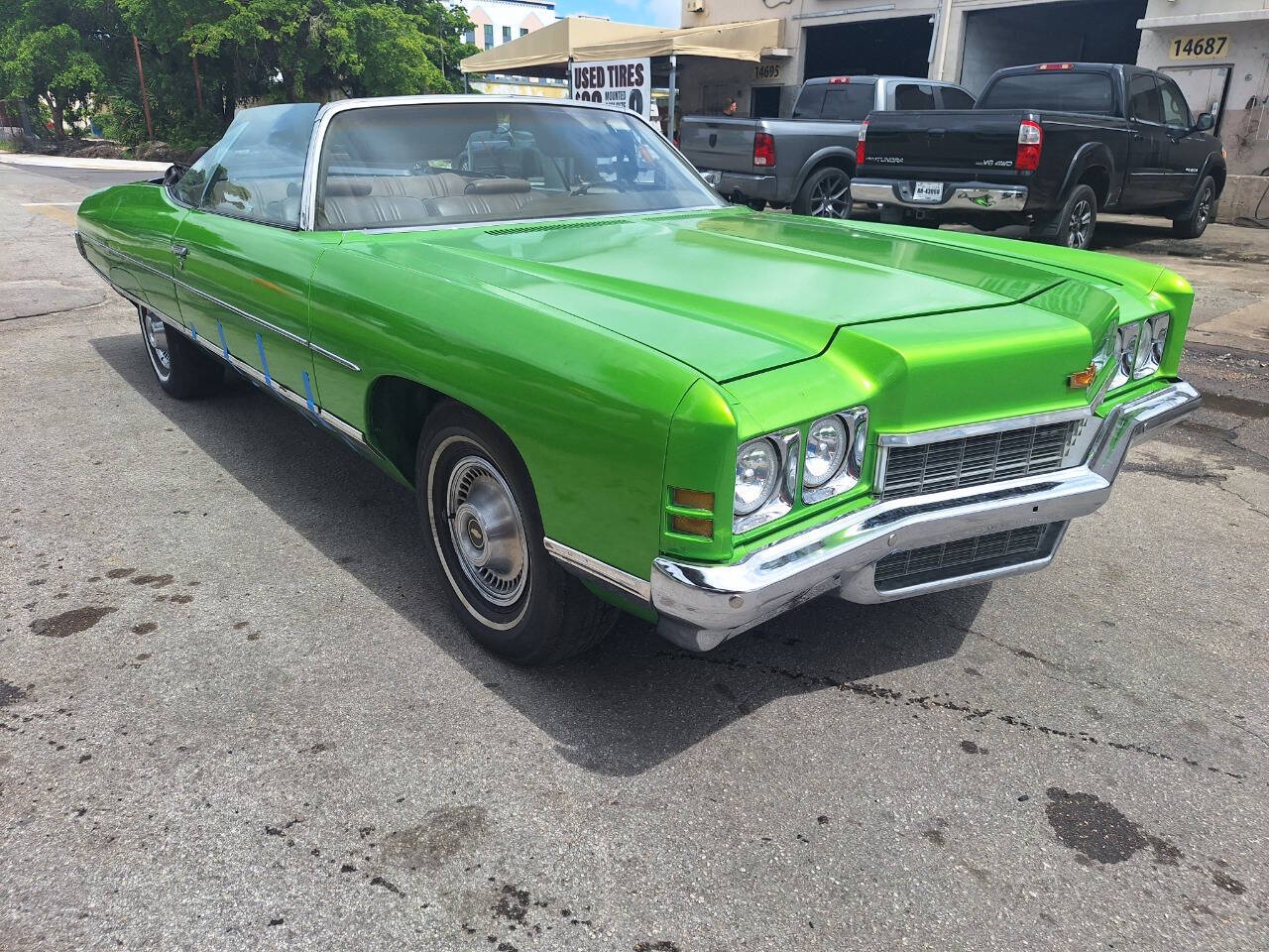 Chevrolet-Impala-1972-Green-Brown