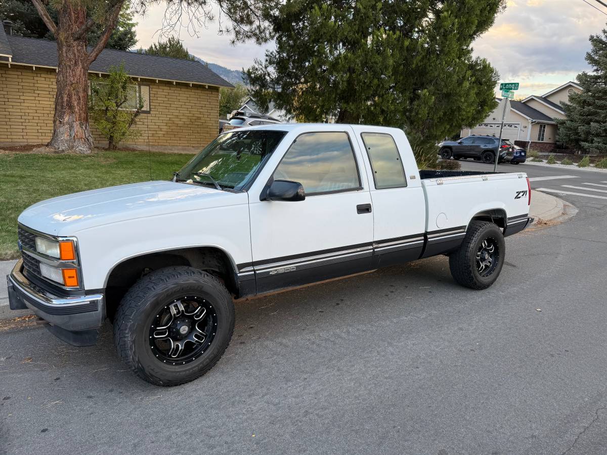Chevrolet-K1500-1992-White