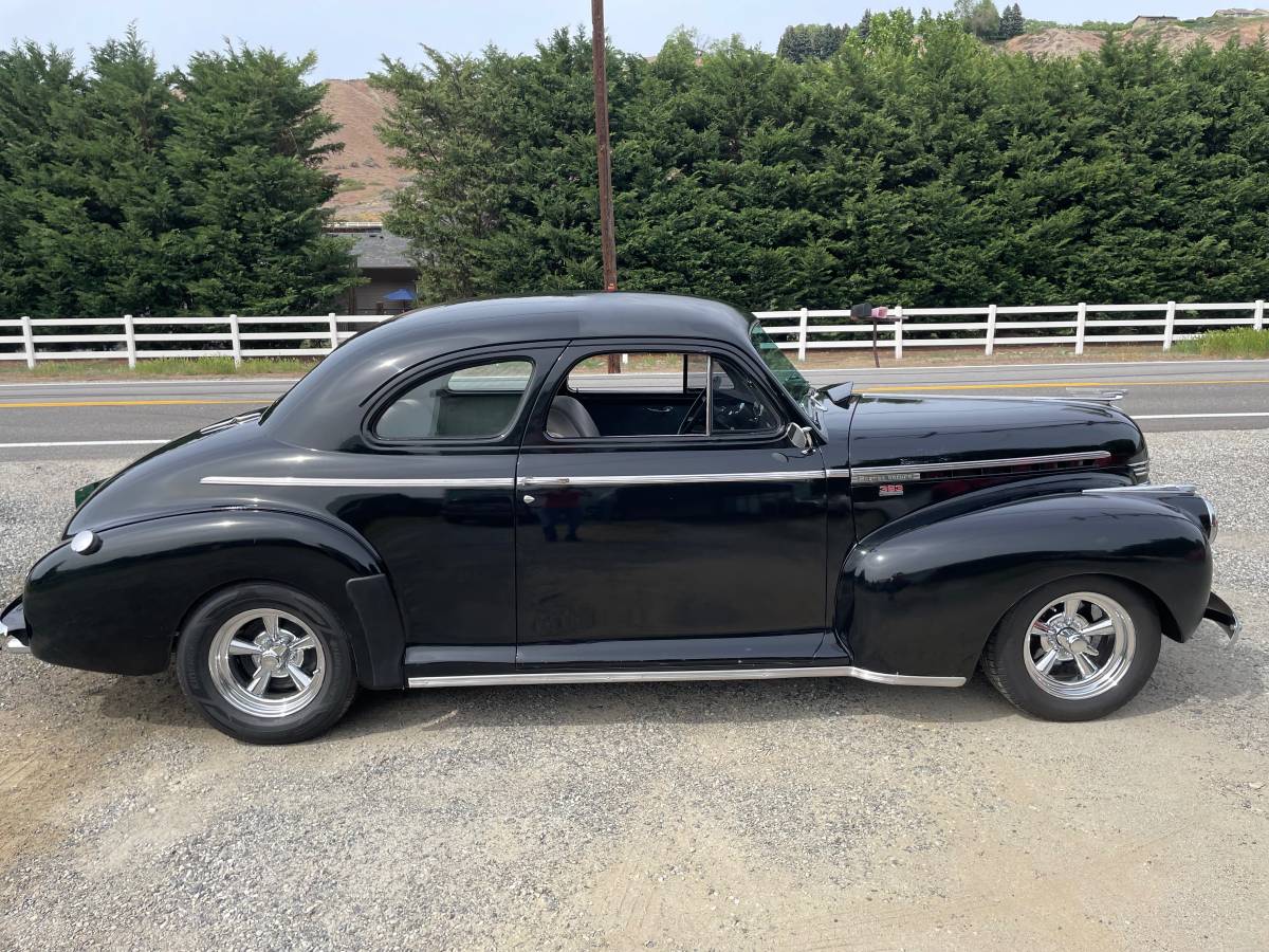Chevrolet-Master-deluxe-1941-Black