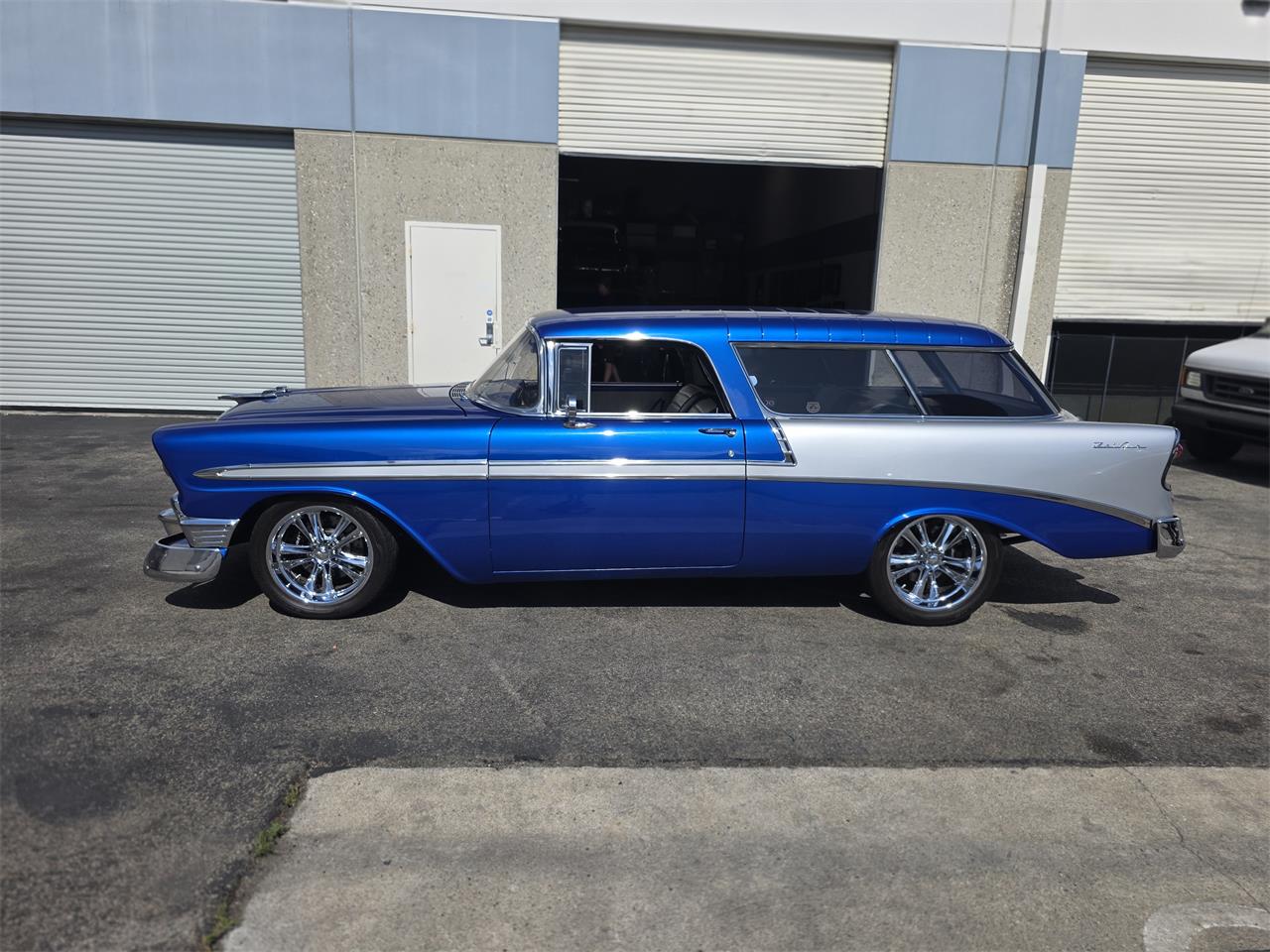 Chevrolet-Nomad-bel-air-1956-Blue-and-Silver-Blue-and-White
