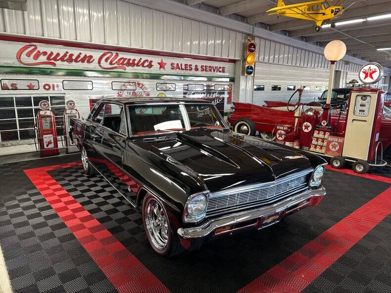 Chevrolet-Nova-1966-Black-Red