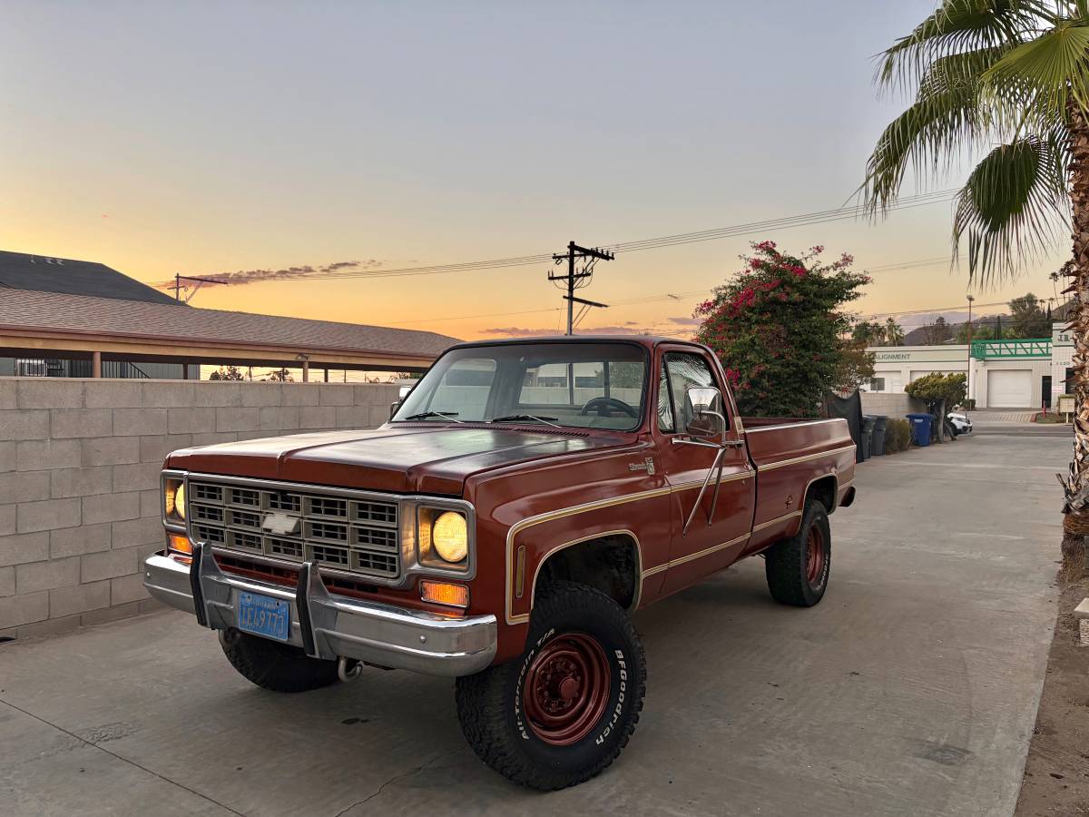Chevrolet-Silverado-1977