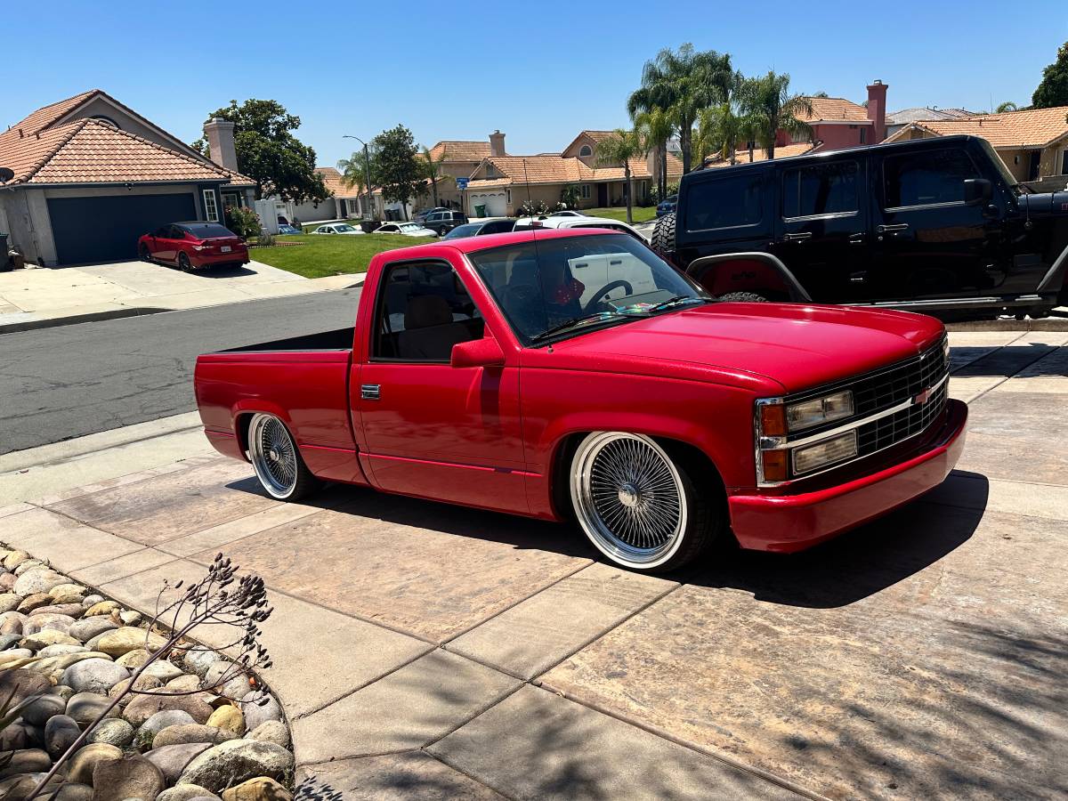 Chevrolet-Silverado-1988-Red