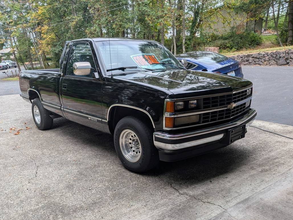 Chevrolet-Silverado-1989-Black