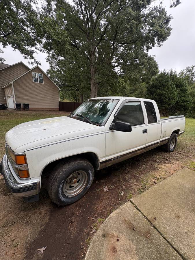Chevrolet-Silverado-1996