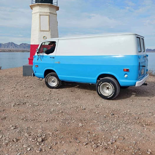 Chevrolet-Van.-restored.-brand-new-350-motor-brand-new-transmission.-new-paint.-g-10.-1969