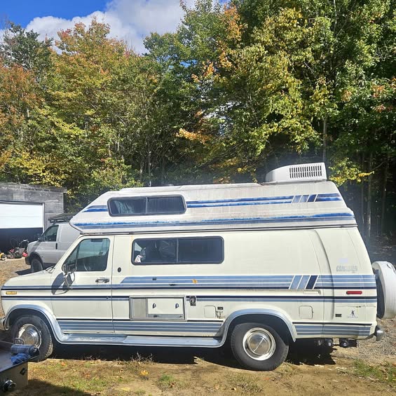 Coachmen-Campervan-1991
