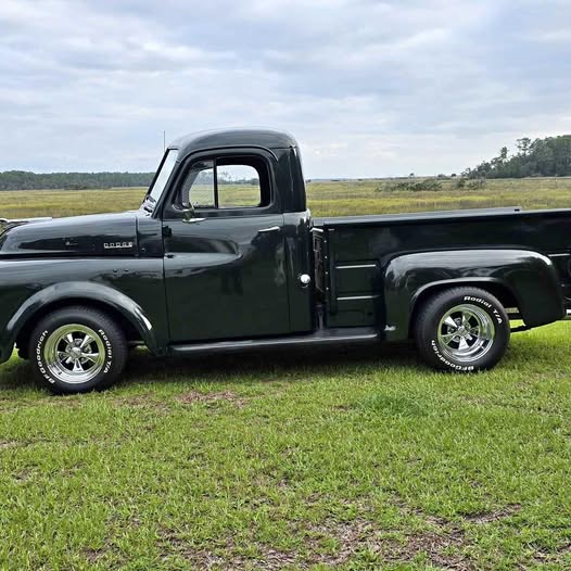 Dodge-B-series-1953