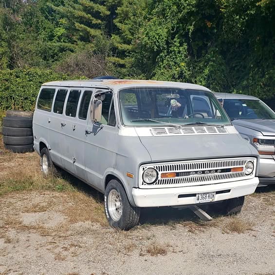 Dodge-B200-1972
