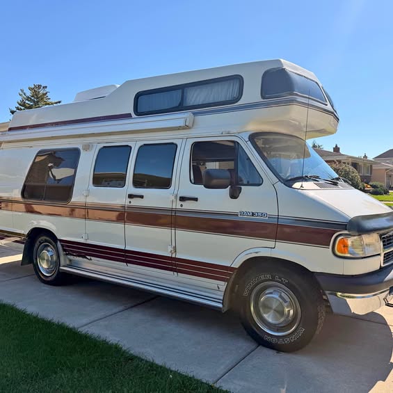 Dodge-B350-1994
