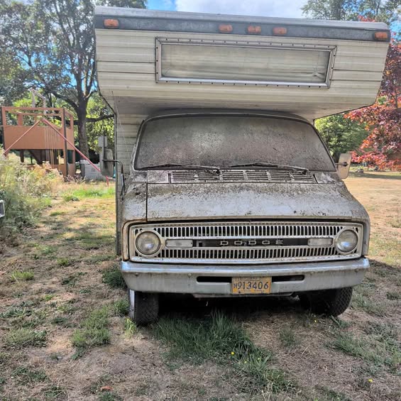 Dodge-Ram-van-1972