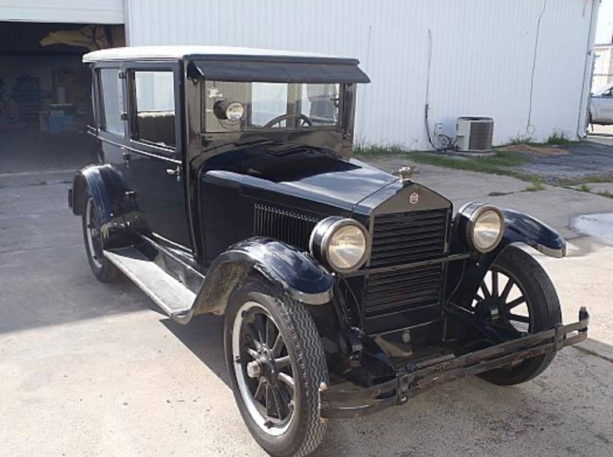 Essex-6-1925-Black