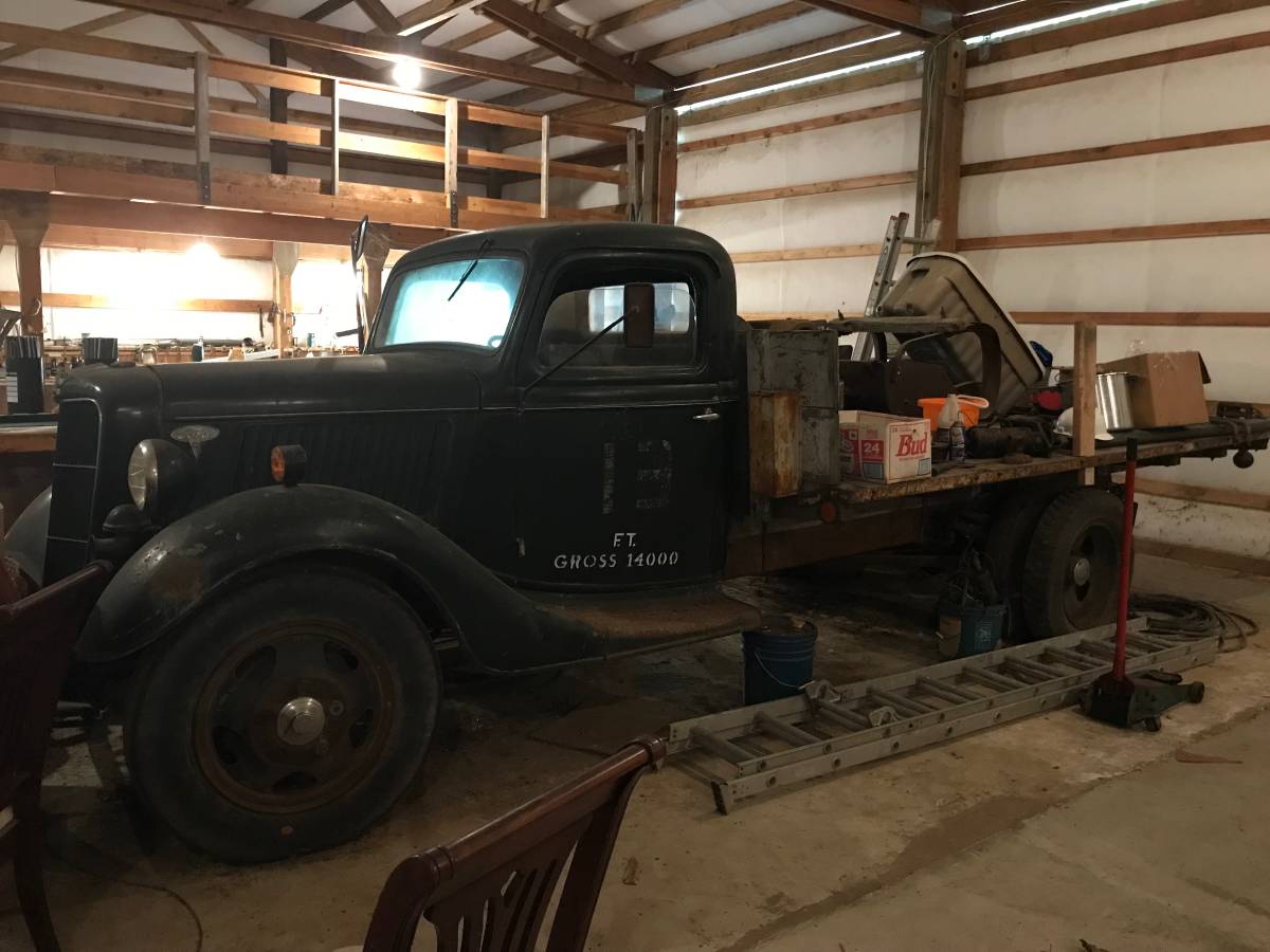 Ford-1.5-ton-flatbed-1936-Green