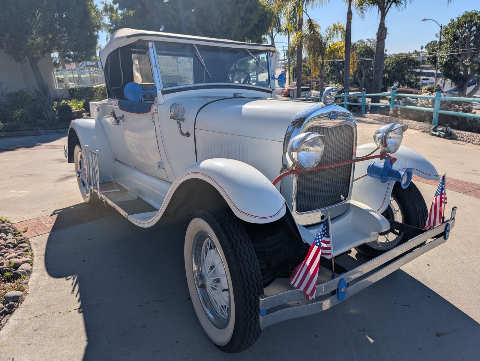 Ford-1025-HP-1985-Convertible