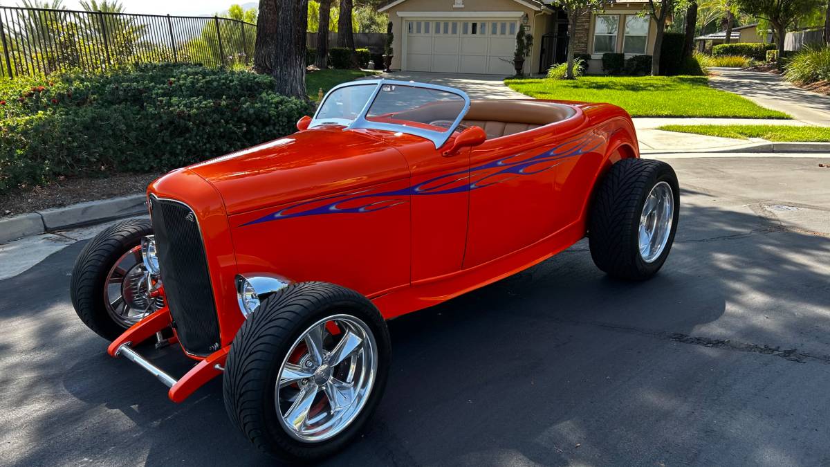 Ford-1932-Orange