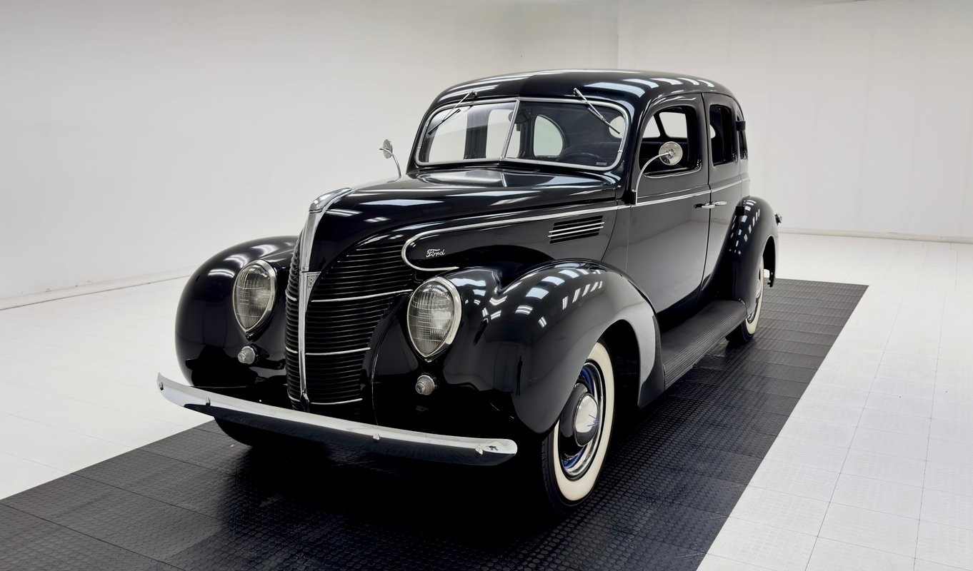 Ford-60-Series-Standard-1939-Sedan-Gray