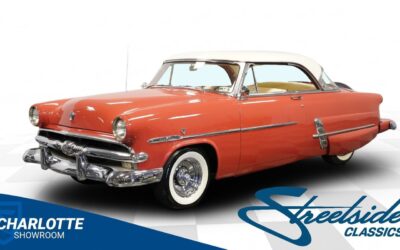 Ford Crestline 1953