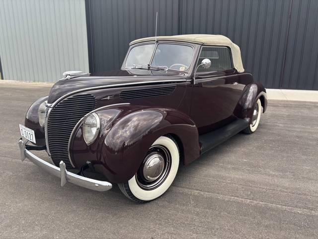 Ford-Deluxe-1938-custom