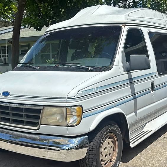 Ford-E-150-1994