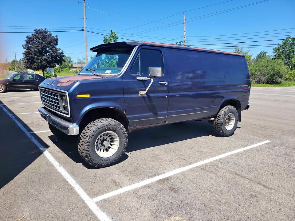 Ford-E-250-1978