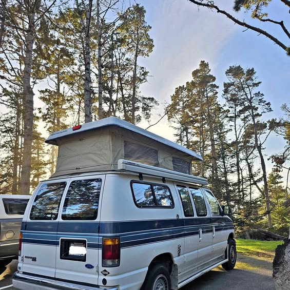 Ford-E-250-1993