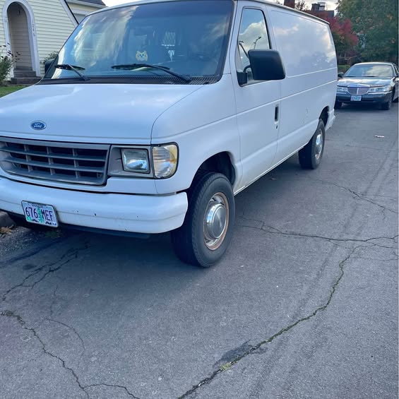 Ford-E-250-1996