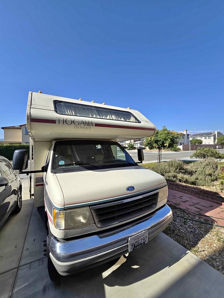 Ford-E-350-1994
