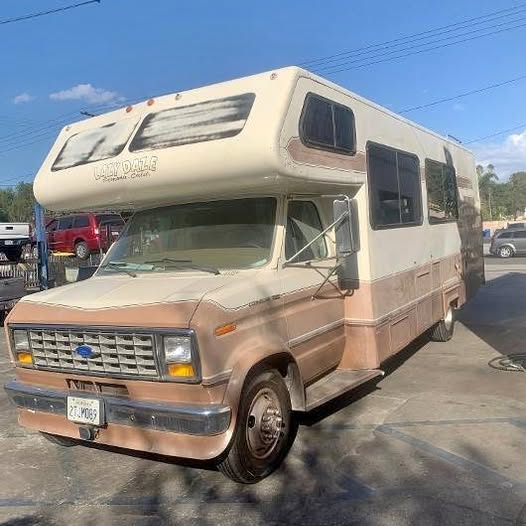 Ford-E350-lazy-daze-rv-1990