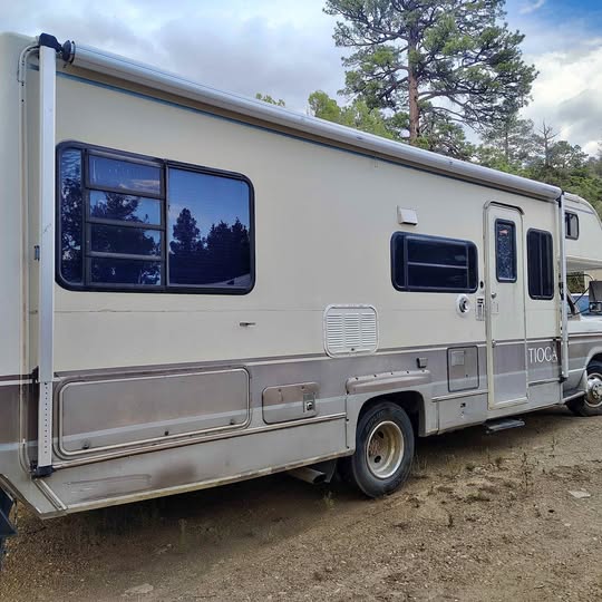 Ford-E350-tioga-27-rv-1990
