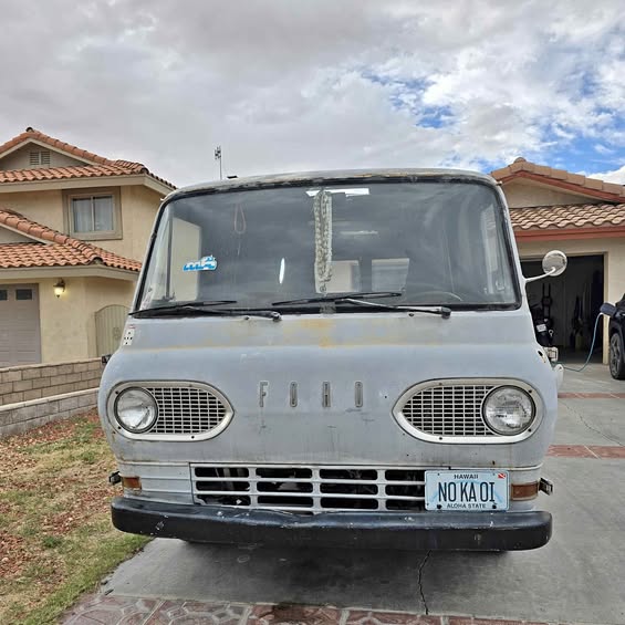 Ford-Econoline-1966