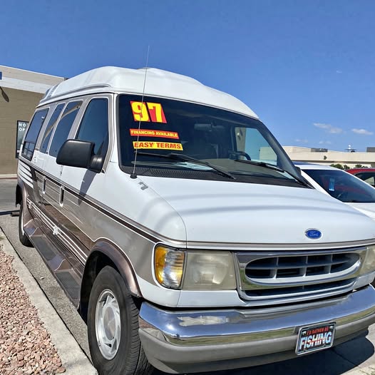 Ford-Econoline-1987