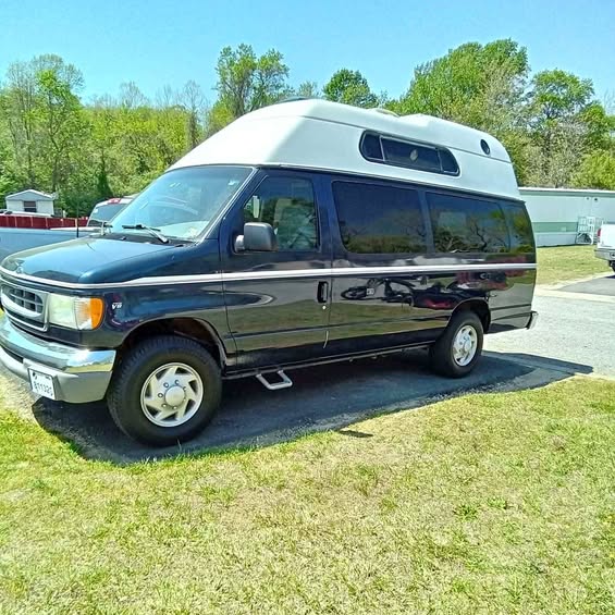Ford-Econoline-1991